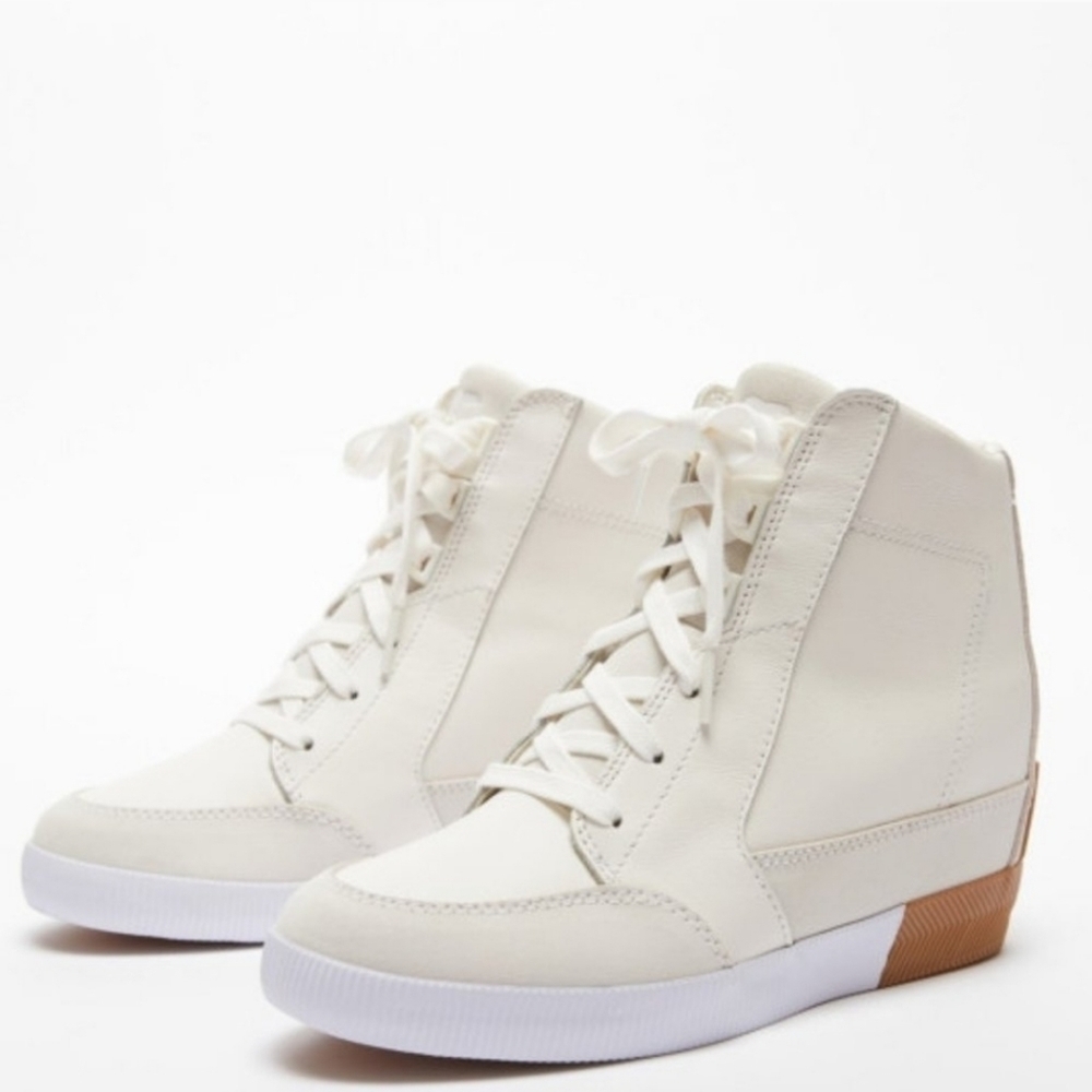 Sorel Out N About Wedge Sneaker in Sea Salt Gum Off White Gray Leather and Suede
